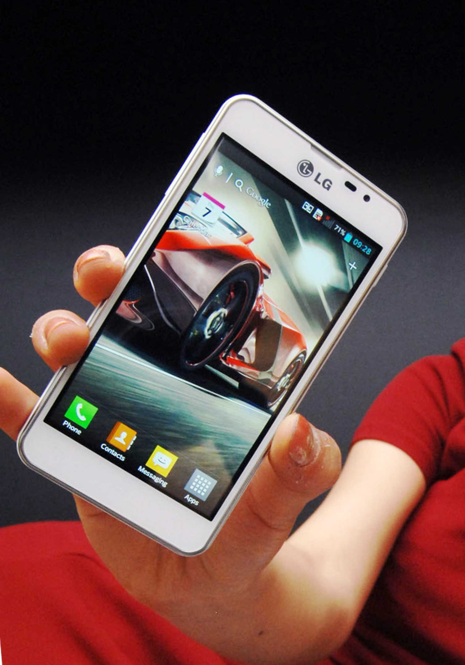 Смартфон LG Optimus F5