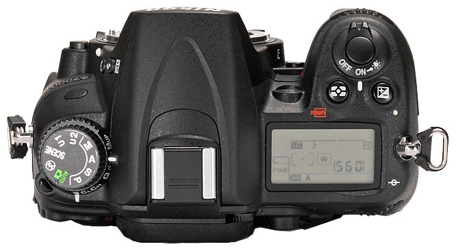 Зеркальная фотокамера Nikon D7000