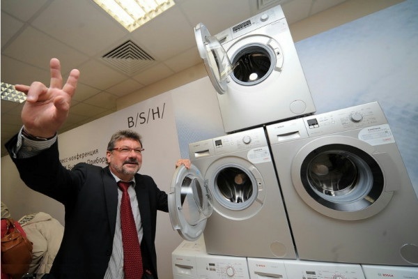 BSH открыл завод стиральных машин в Стрельне