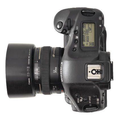Профессиональная зеркальная фотокамера Canon EOS 1D Mark IV