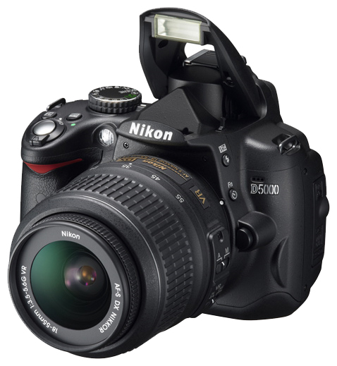 Зеркальная фотокамера Nikon D5000