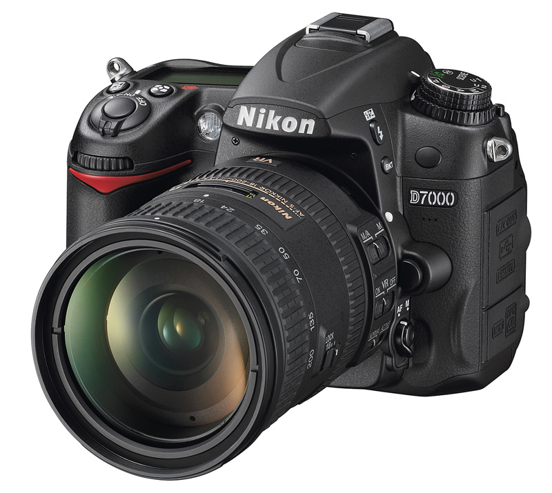 Цифровая зеркальная фотокамера Nikon D7000  