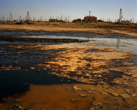 Старые нефтяные поля. Балаханы. Азербайджан, 2010. 