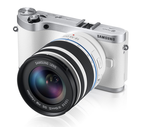 Беззеркальная фотокамера Samsung NX300