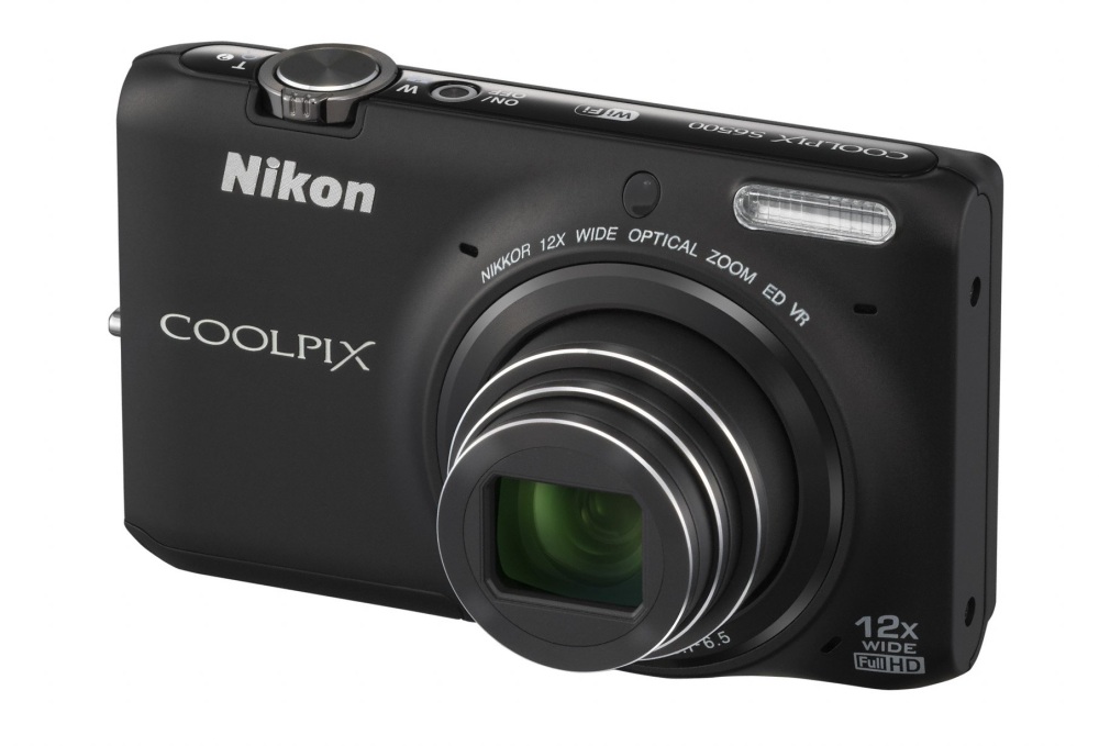 Компактная фотокамера модель Nikon S6500 