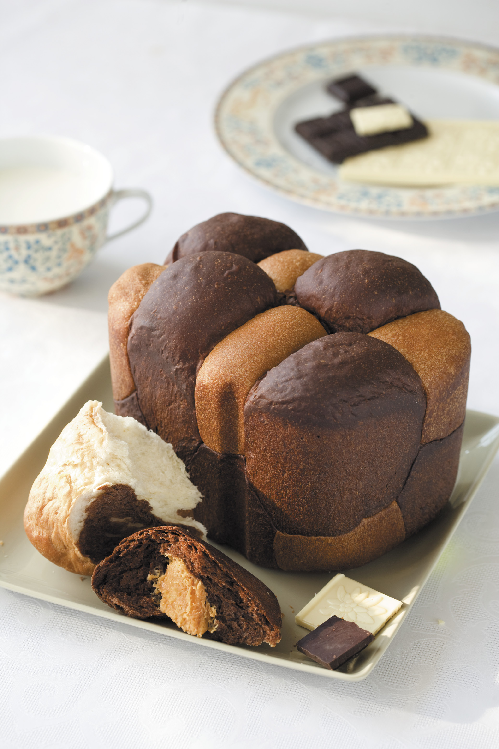 Праздничный хлеб «два шоколада»