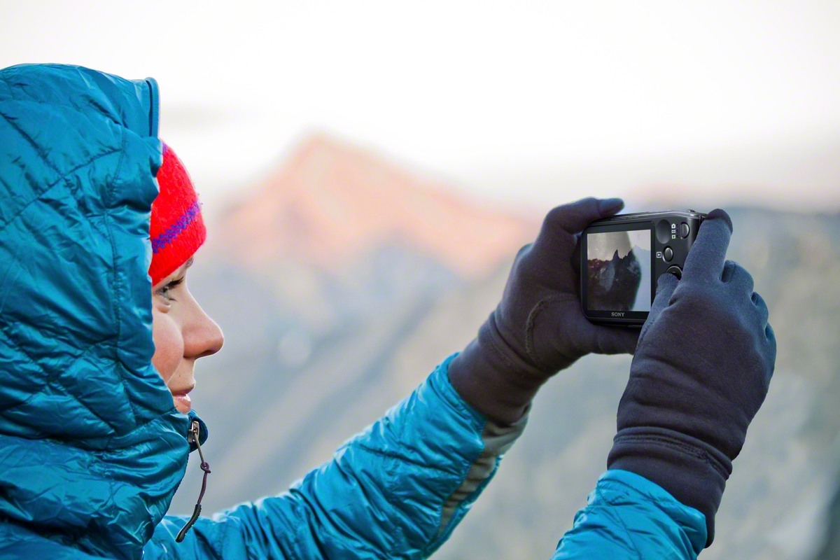 Компактная фотокамера Sony - съемка в горах