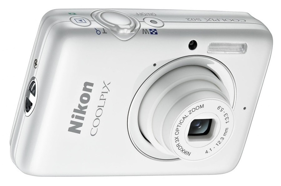 Компактная фотокамера Nikon S02