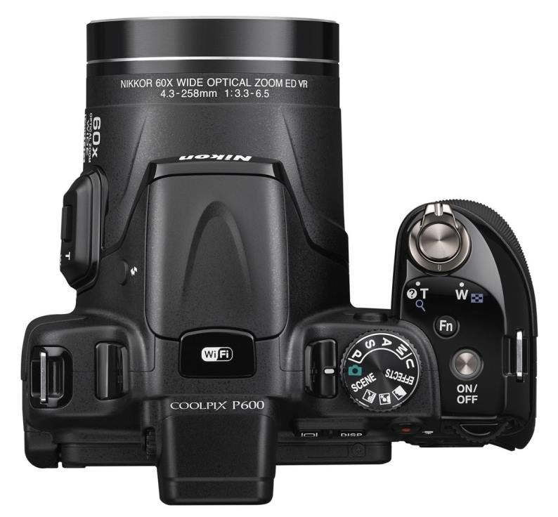 Фотокамера Nikon COOLPIX P600 - объектив