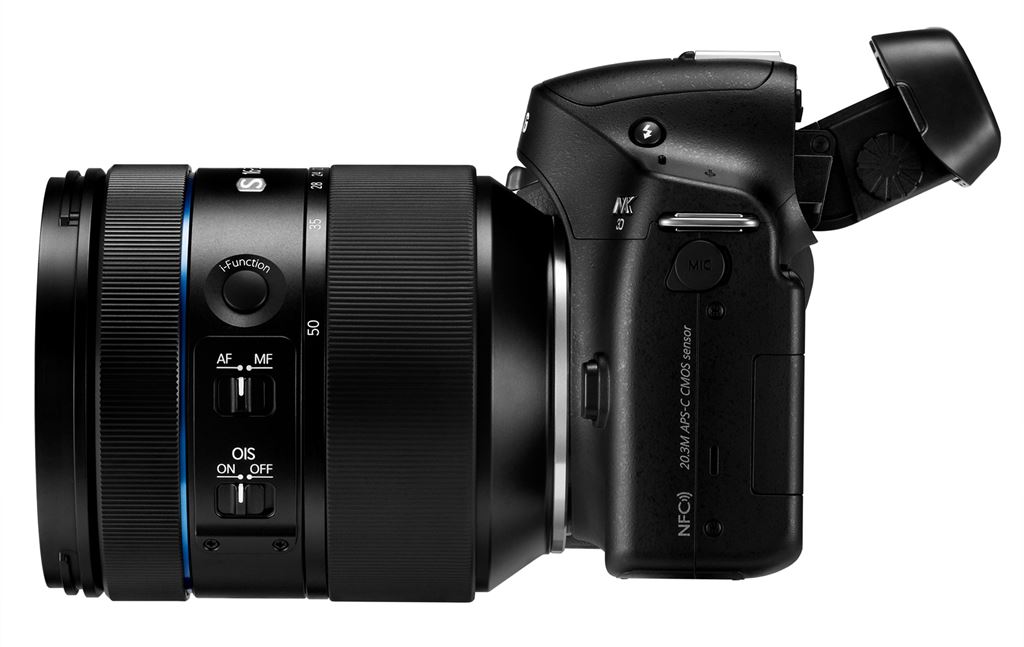 Фотокамера Samsung NX30 