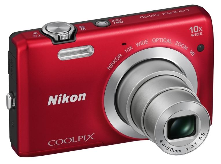 Компактная фотокамера Nikon S6700