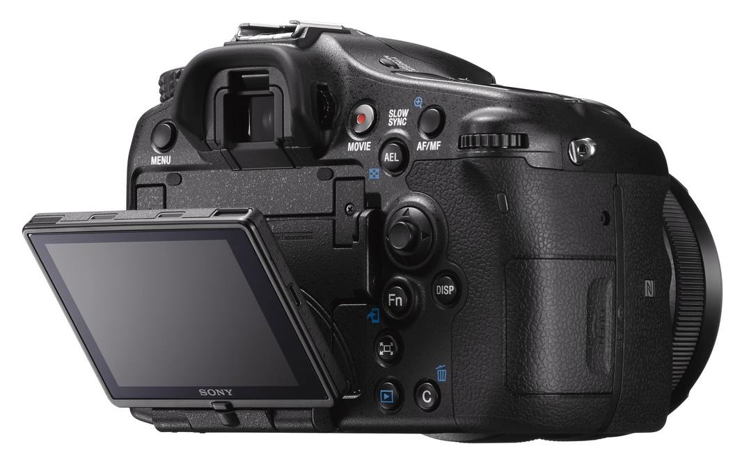 Фотокамера Sony α77 II дитсплей в работе