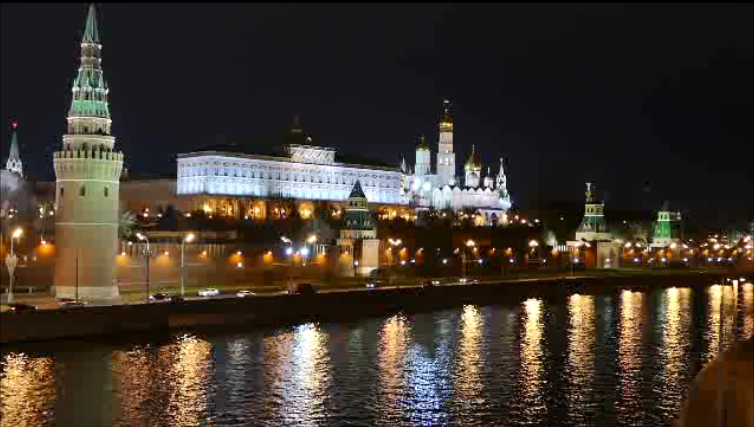 Кремль. Ночная видеосъемка Panasonic Lumix DMC-FZ1000: сочные цвета и точная экспозиция